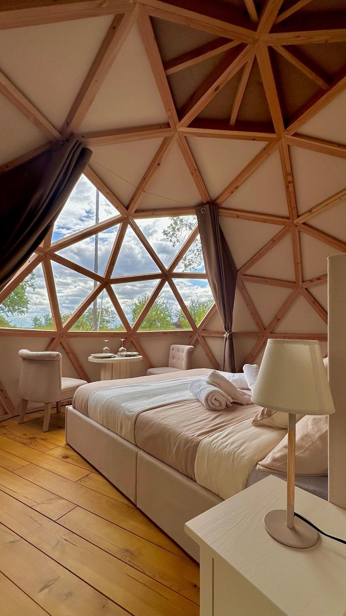 Dome Pathome Catonvielle Ngoại thất bức ảnh