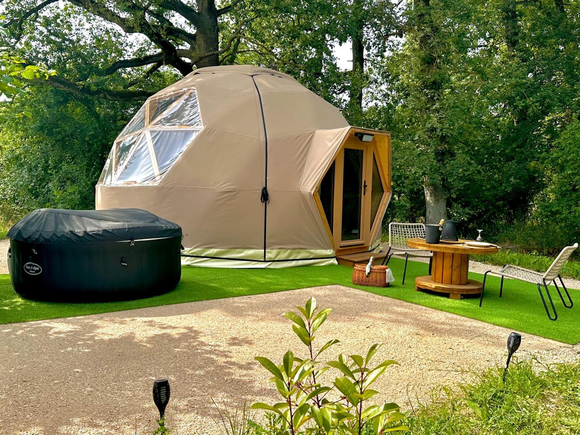 Dome Pathome Catonvielle Ngoại thất bức ảnh