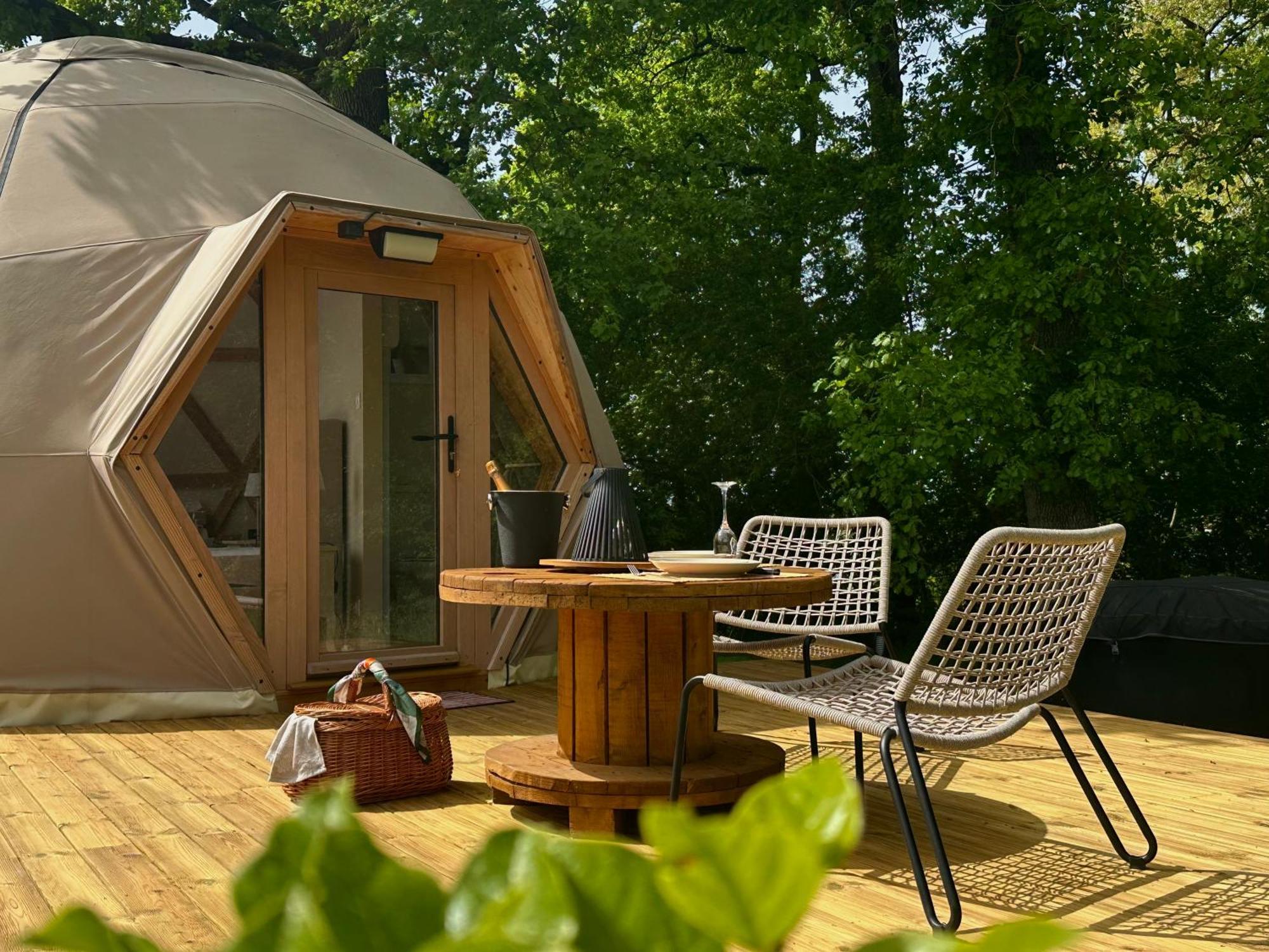Dome Pathome Catonvielle Ngoại thất bức ảnh